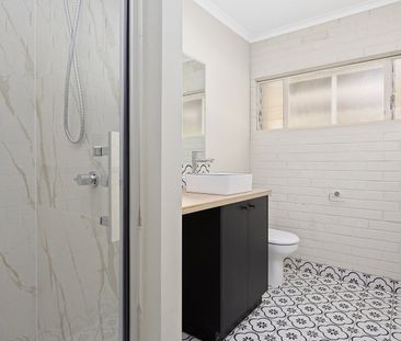 Neat 2 Bedroom Unit in Prime Flora Hill Location - Photo 1