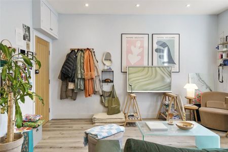 Studio to rent - Photo 3