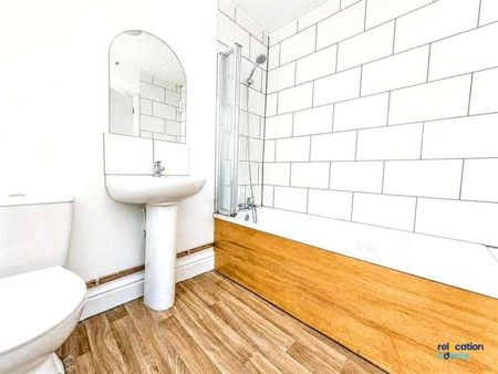 King Edwards Road, Enfield, EN3 - Photo 4
