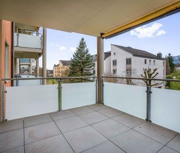 bright apartment in a quiet location - Photo 2