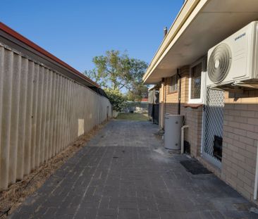 Cosy 2-Bedroom Home in Prime Gosnells Location! - Photo 6