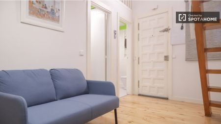 madrid, Community of Madrid 28005 - Photo 2