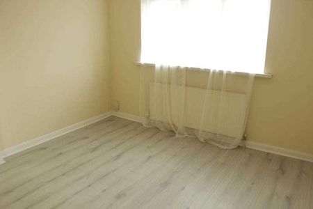 Nagle Grove, Rushey Mead, LE4 - Photo 5