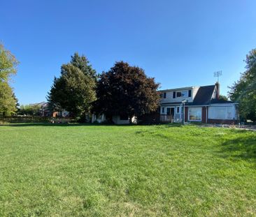 For Lease - 805 Ridge Road, Hamilton, Ontario - Photo 2