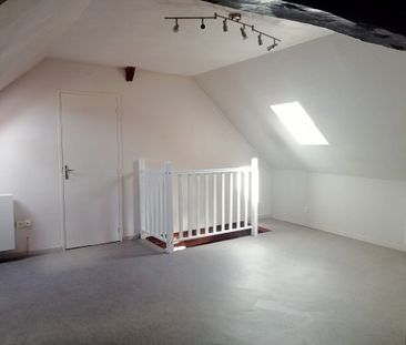 Location Appartement 3 pièces 69m² MONTMIRAIL 51210 - Photo 4