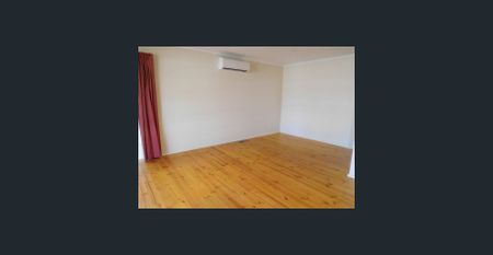 5 Acacia Grove, Glen Waverley, Vic 3150 - Photo 4