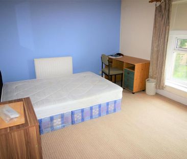 6 bedroom private hall to rent - Photo 5