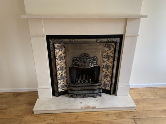 3 bedroom mews to rent - Photo 1