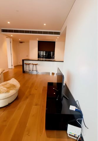 2 bed 2 bath-1104 - Photo 4