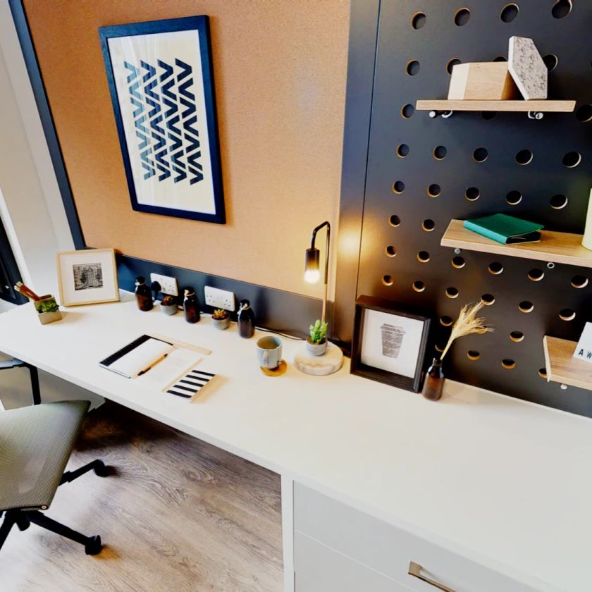 Silver Studio - Photo 1