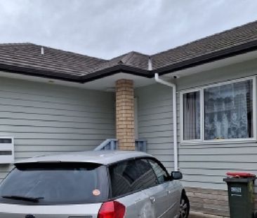 Semi Furnished Three Bedroom Home - Photo 2