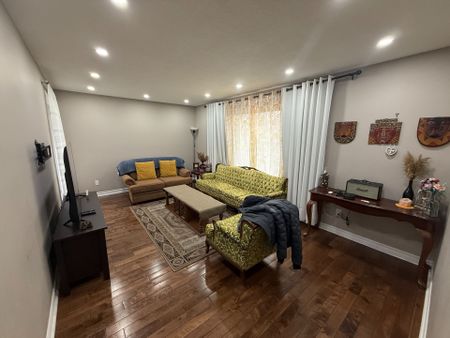 For Lease - 28 Lynmont Road, Toronto, Ontario - Photo 3