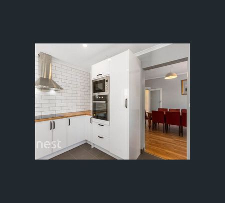 Room 1/2 Burnett Street, North Hobart, Tas 7000 - Photo 3