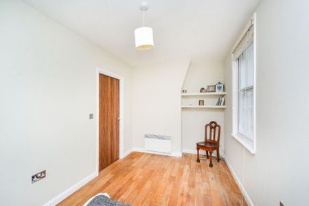 Bristol Road - Photo 2