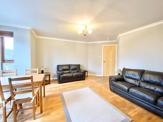 2 bedroom flat to rent - Photo 1