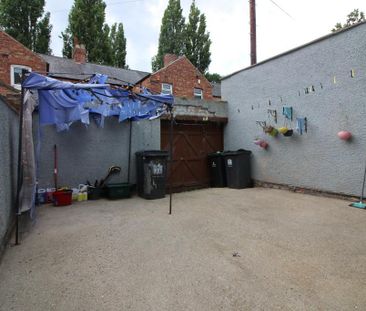 1 bedroom in a house share to rent - Photo 6