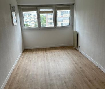 Location Appartement 3 pièces 64m² YERRES 91330 - Photo 2