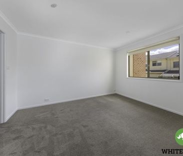 2/8-10 Erin Street, Queanbeyan - Photo 1