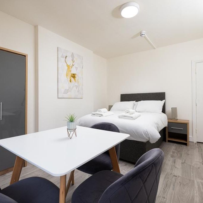 1 bedroom flat to rent - Photo 1