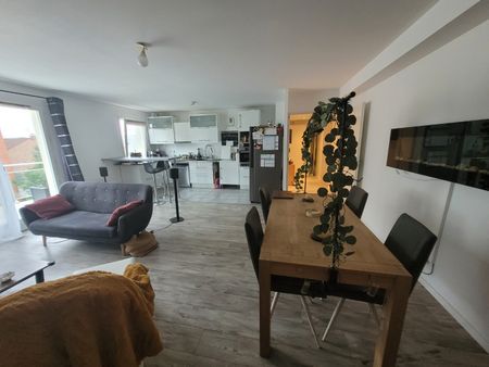 Location Appartement 4 pièces 96m² LOOS 59120 - Photo 4