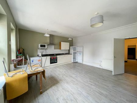 2 bedroom apartment to rent - Photo 5
