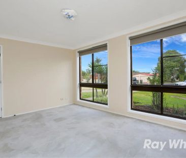 77 Aminta Crescent, Hassall Grove NSW 2761 - Photo 3