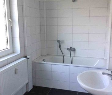 Gemütliche 3-Zimmerwohnung mit Tageslichtbad zu vermieten - Photo 2