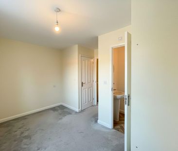 2 bedroom terraced house to rent - Photo 6