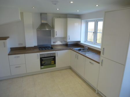 Savile Road, Castleford - Photo 2