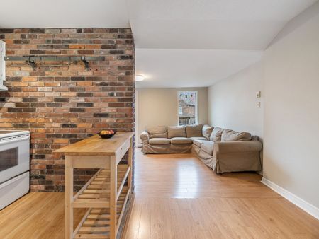 For Lease - 1538 King Street Unit# 2, Toronto, Ontario - Photo 3