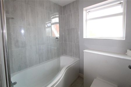 2 bedroom bungalow to rent - Photo 3