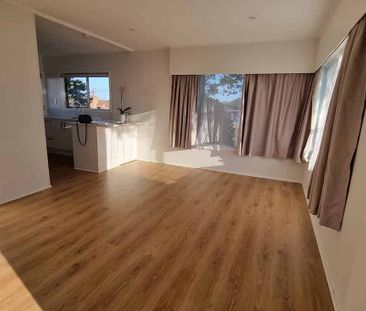 Beautiful central 2 bedroom house - Photo 2