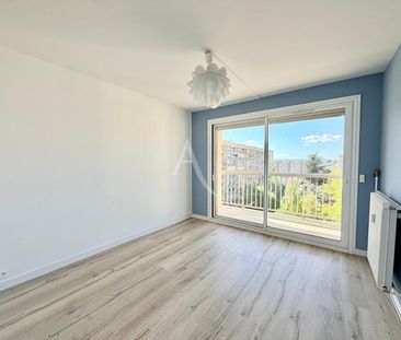 Location Appartement 3 pièces 75m² - Photo 3