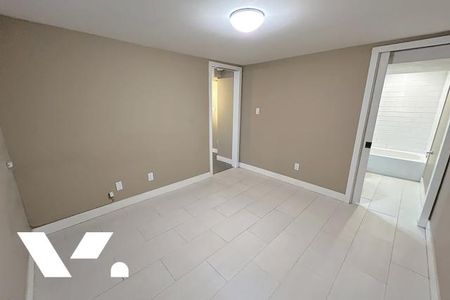 Unfurnished, Pet Friendly, 1 Bed 1 Bath Basement For Rent - Photo 5