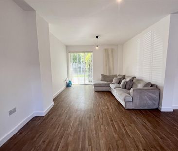 3 Bedroom House To Let - Photo 5