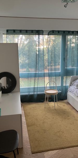 Modern studio in Florissant - Foto 1