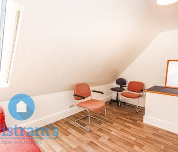 4 bed Apartment for Rent - Photo 3