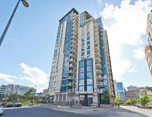 Beautiful Condo with Stunning River View | 325 3 St SE, Calgary - Photo 1