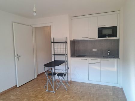 STUDIO de 20 m2 au 3ème étages avec ascenseur - Photo 5
