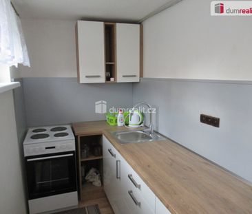 Pronájem bytu 1+kk a garsoniéry 22 m², V Zahradě 207, Zbuzany - Photo 5