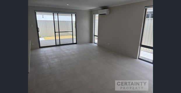 Modern and Stylish Living in the Heart of Eglinton! - Photo 1