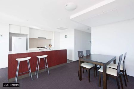 MGM MARTIN – TWO BEDROOM APARTMENT - Photo 2