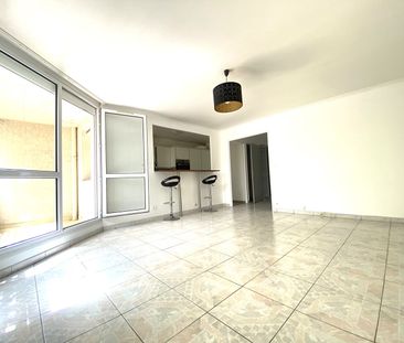 Location Appartement 3 pièces 65m² - Photo 4