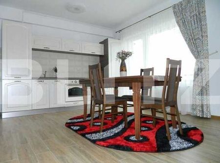 Apartament 2 camere, semidecomandat, 50 mp, zona Grand Hotel Italia - Photo 2