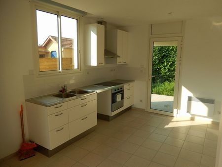 Location Maison 3 pièces 55m² BORDEAUX 33200 - Photo 2