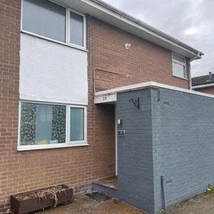 3 bedroom terraced house to rent - Photo 3
