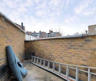 Studio to rent - Photo 5