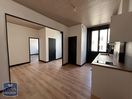 Location Appartement 2 pièces 48m² ST ETIENNE 42000 - Photo 2