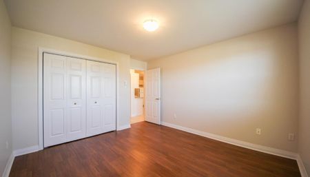 316 Acadie Avenue - Photo 4