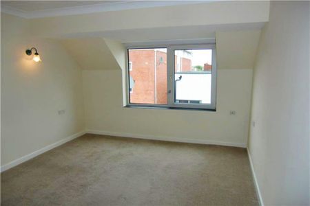 1 bedroom retirement property to rent - Photo 4